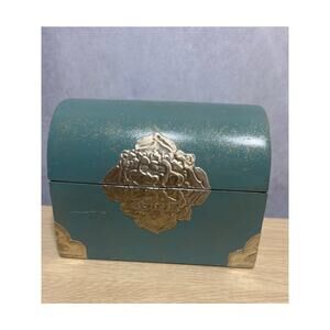 Vintage Mexican Wood Metal Trinket Jewrely Green Gold Tone Box